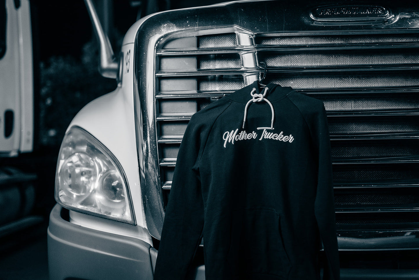Mother Trucker Black/White Men's Hoodie
